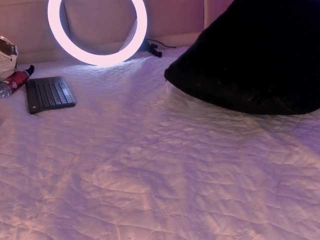 Heicel- live cam on BongaCams