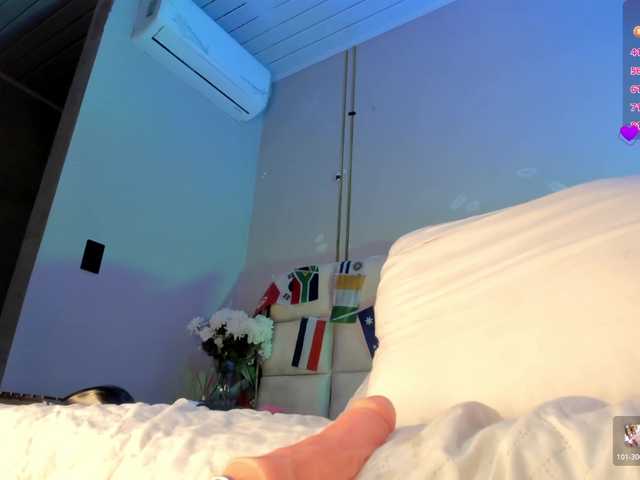 Heicel- live cam on BongaCams
