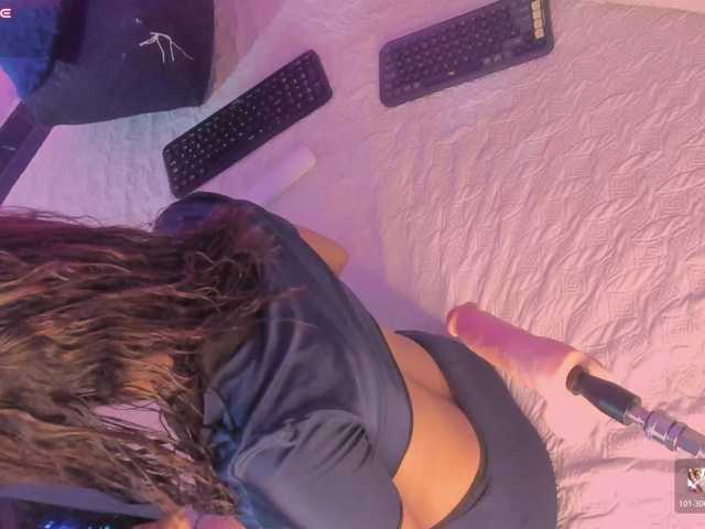 Heicel- live cam on BongaCams