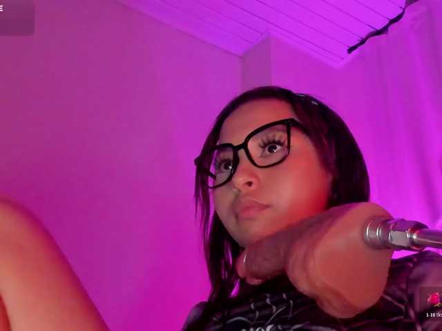 Heicel- live cam on BongaCams
