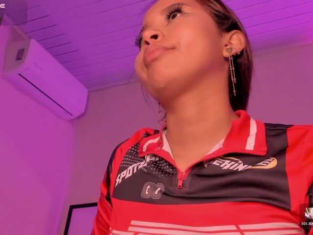 Heicel- live cam on BongaCams