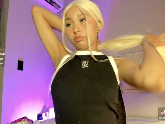 Heicel-'s BongaCams show and profile