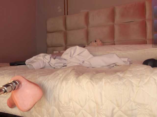 Heicel- live cam on BongaCams