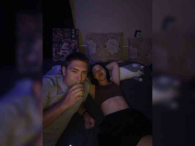 Sweet-Couple- webcam
