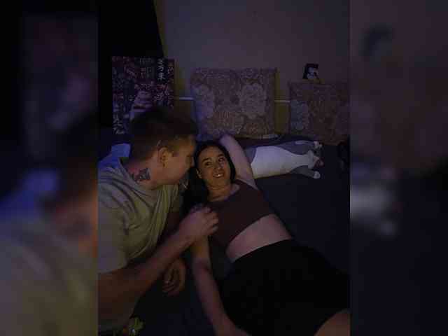 Sweet-Couple- webcam