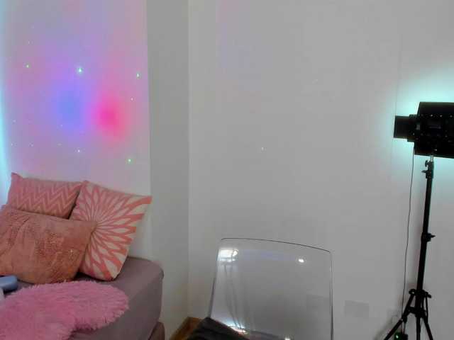 Carolalen's BongaCams show and profile