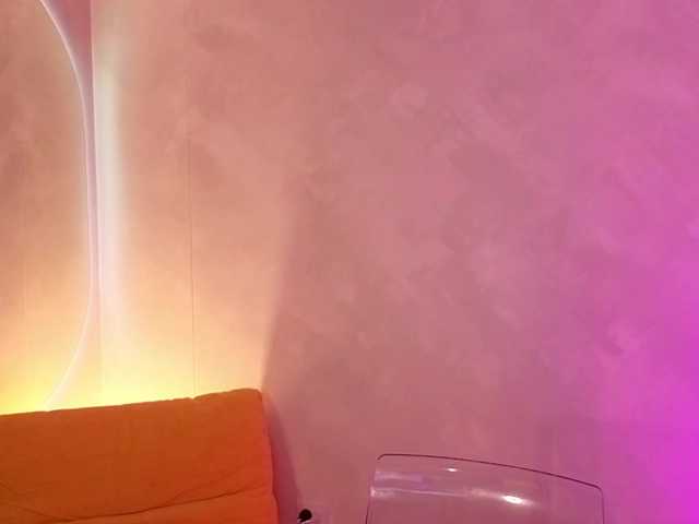 Carolalen live webcam show