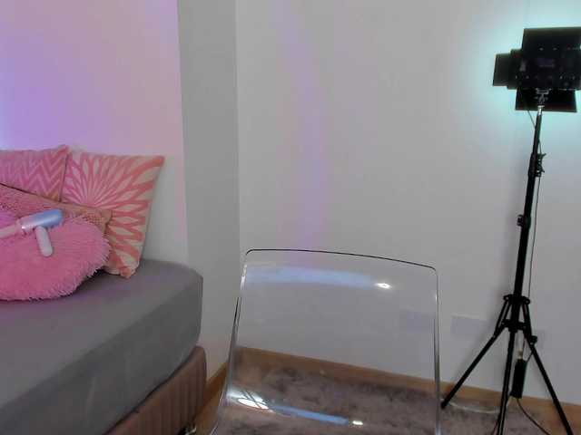 Carolalen live cam on BongaCams