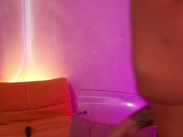 Carolalen live cam on BongaCams