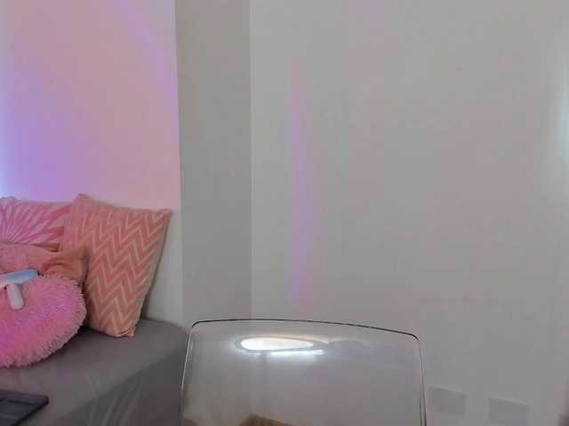 Carolalen live cam on BongaCams