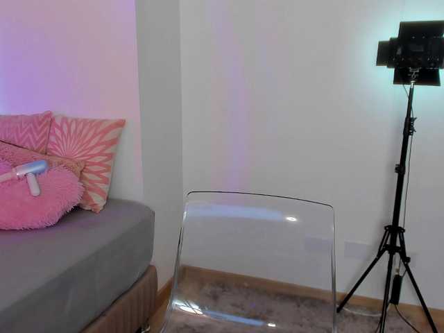 Carolalen live cam on BongaCams