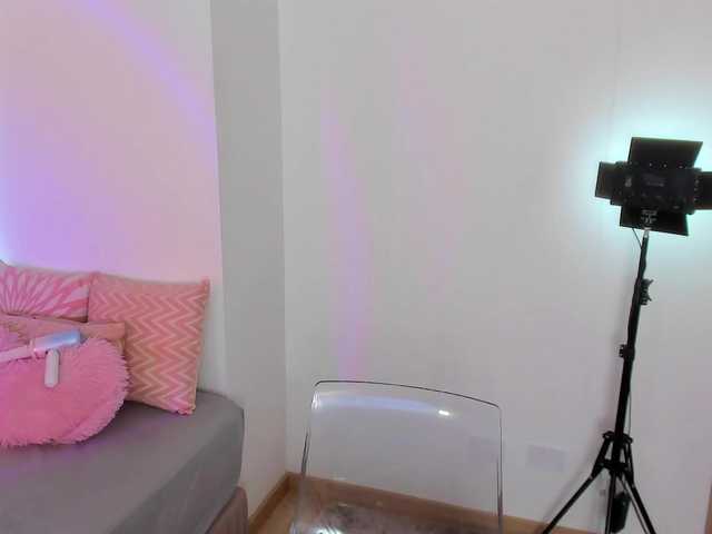 Carolalen live cam on BongaCams