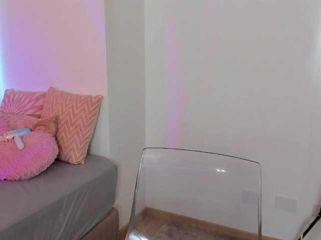 Carolalen live cam on BongaCams