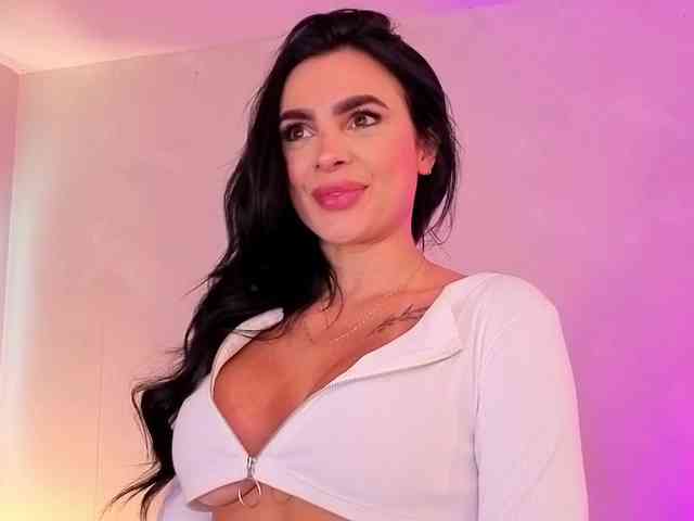 Modelo: Carolalen