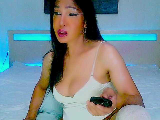 MistressKat01 live cam preview
