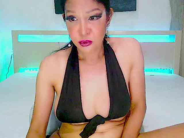 MistressKat01