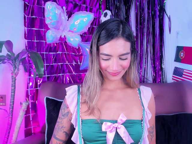 Felicity111 live cam on BongaCams