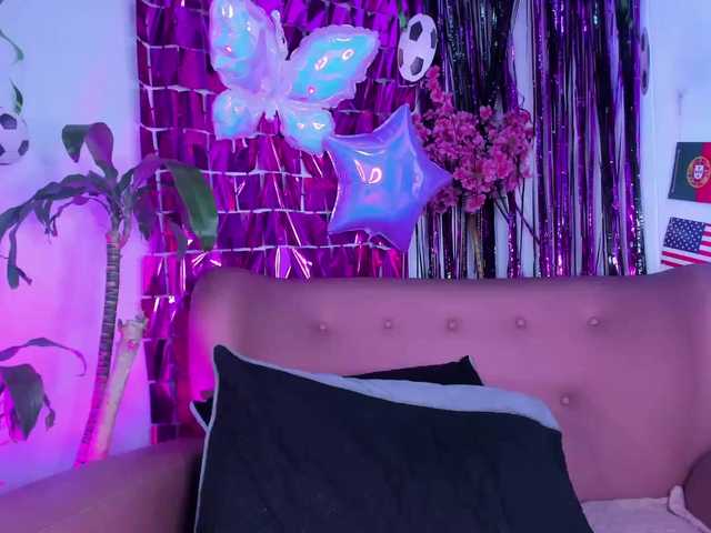 Felicity111 live cam on BongaCams