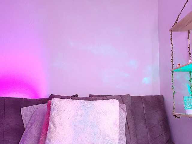 Felicity111 live cam on BongaCams