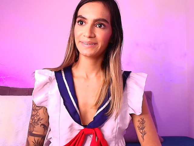 Felicity111 live cam on BongaCams