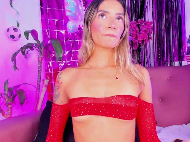 Felicity111 live cam on BongaCams