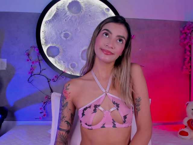 Felicity111 live cam on BongaCams