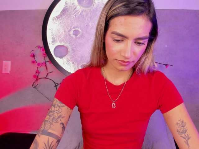 Felicity111 live cam on BongaCams