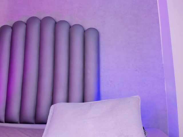 Felicity111 live cam on BongaCams