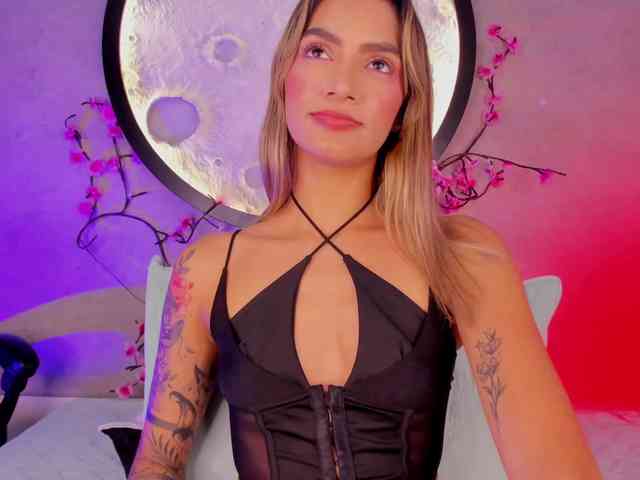 Felicity111 webcam