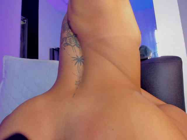 Felicity111 webcam