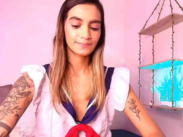 Felicity111 webcam