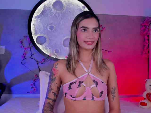 Felicity111 webcam