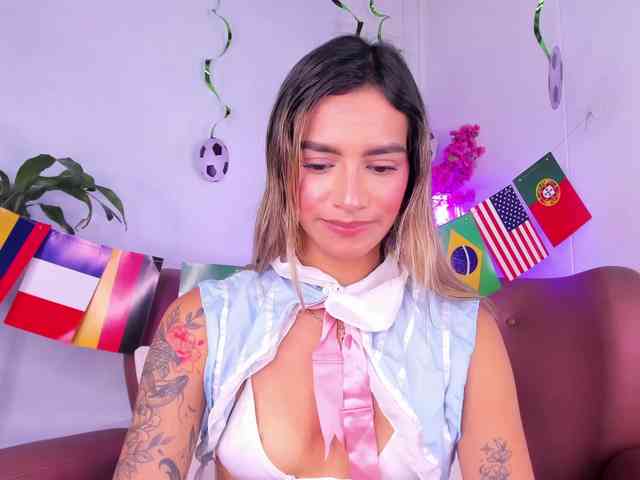 Felicity111 webcam