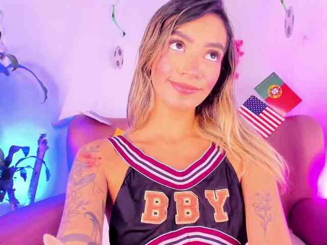 Felicity111 webcam
