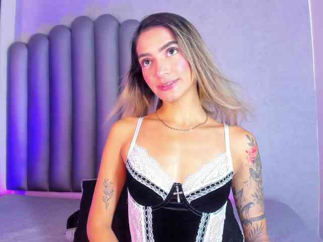 Modelo: Felicity111