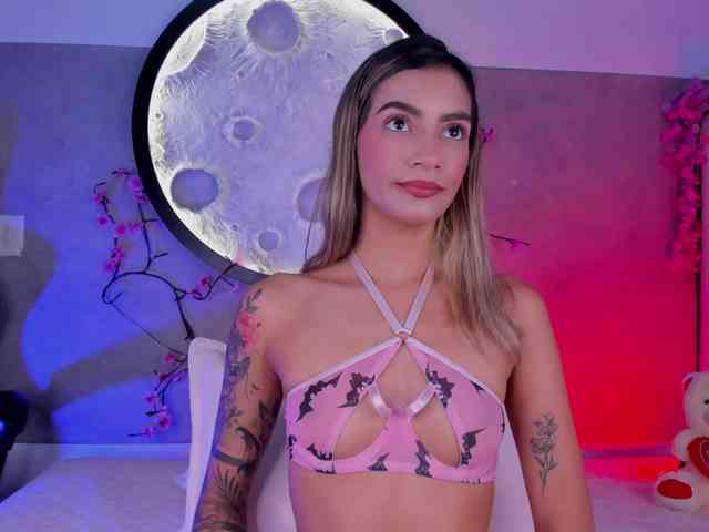 Felicity111 webcam