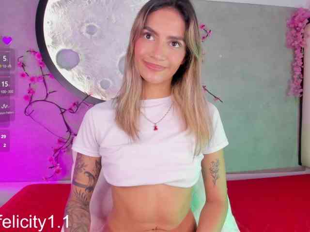 Felicity111 webcam