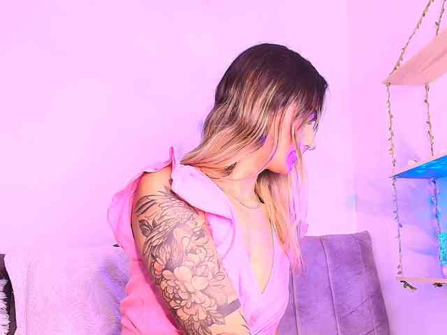 Modelo: Felicity111