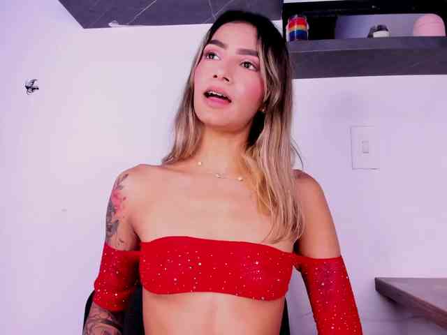 Felicity111 webcam