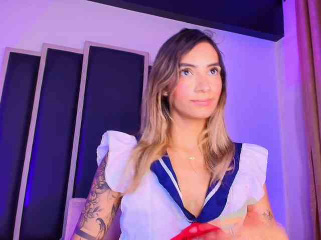 Felicity111 webcam