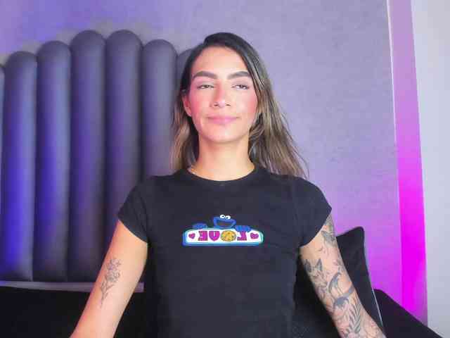 Felicity111 webcam