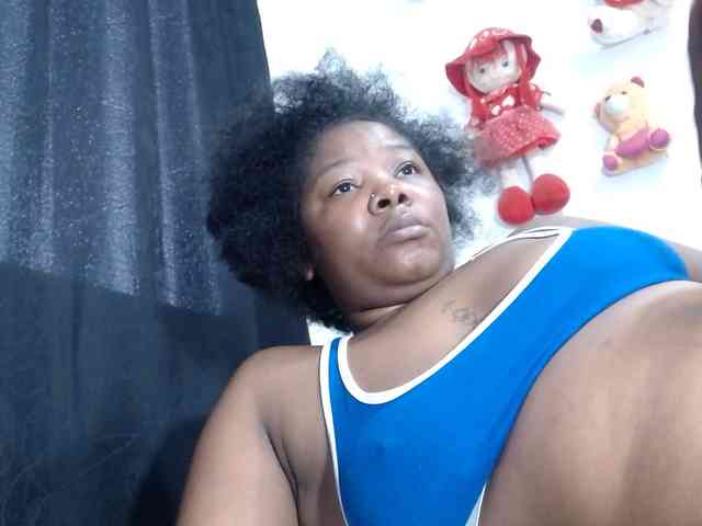 Modelo: mamy02