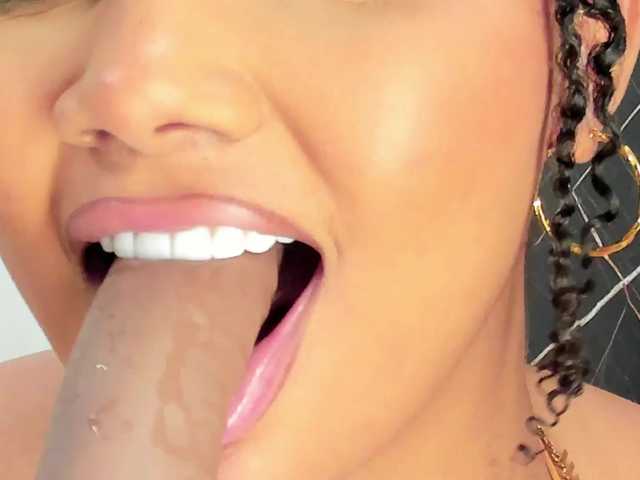 Afrodita-Roos live cam on BongaCams