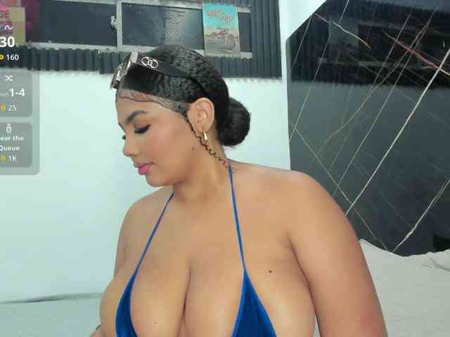 Afrodita-Roos Sex Cam Show