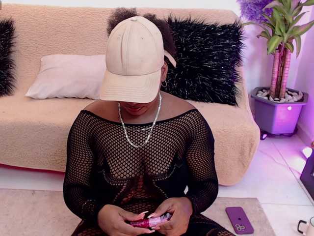 JasmineCampbell live cam on BongaCams