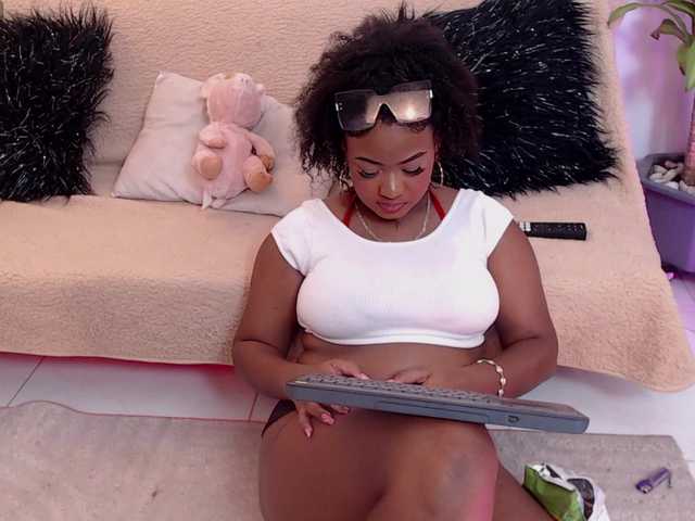 JasmineCampbell live cam on BongaCams
