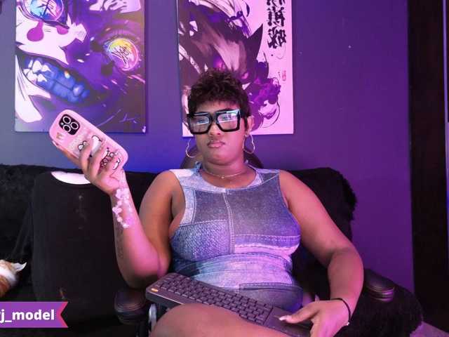 JasmineCampbell, en directo ahora en BongaCams