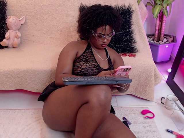 JasmineCampbell live cam on BongaCams