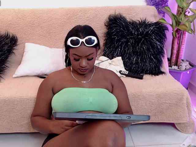 JasmineCampbell webcam
