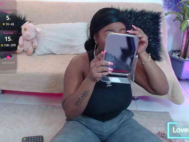 JasmineCampbell webcam
